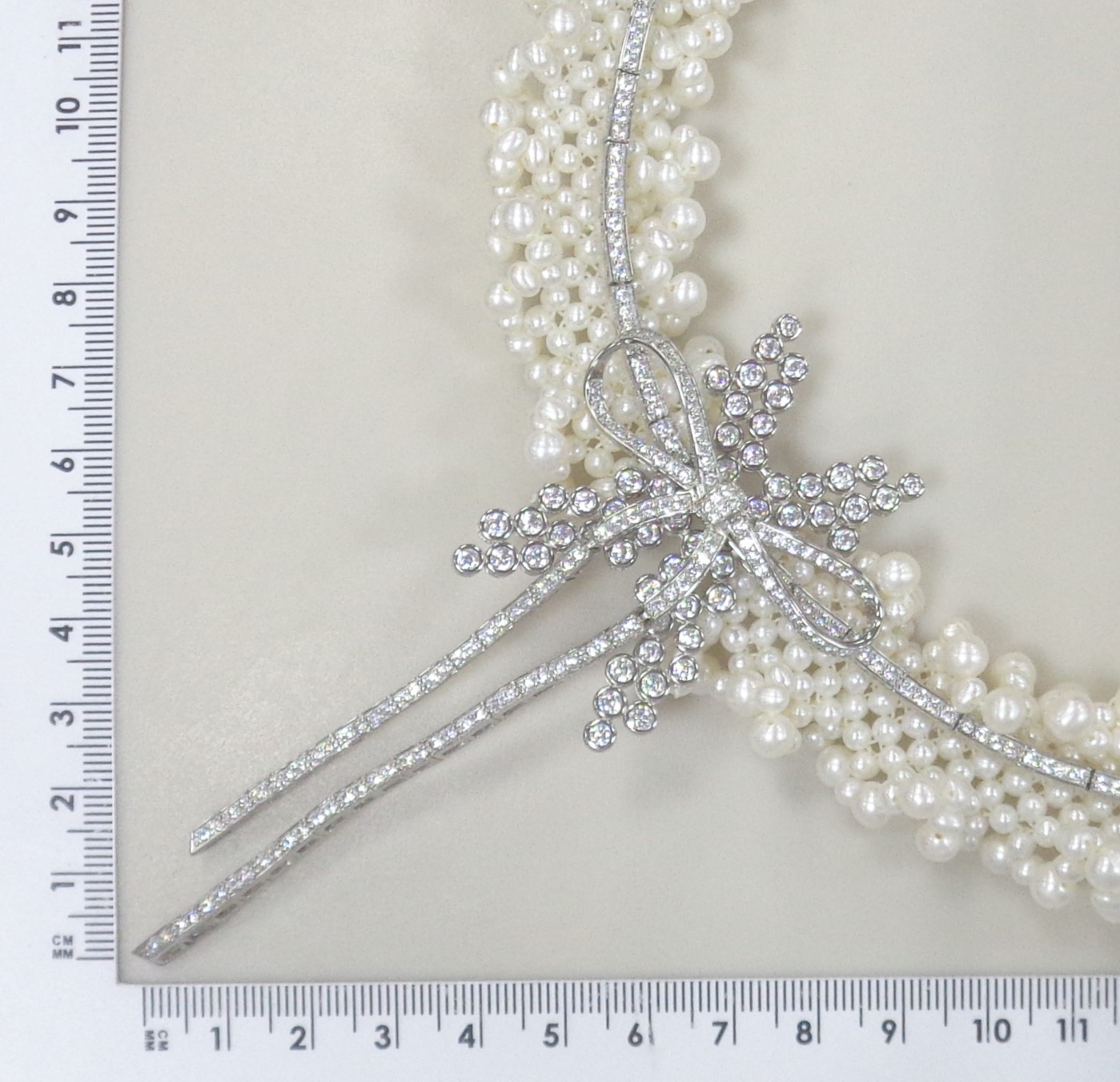 Серебряное колье с жемчугом